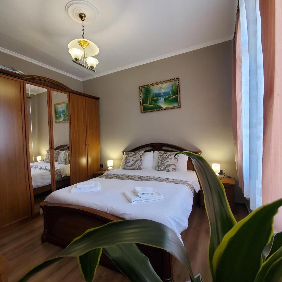 Metropolitan Apartments - City Center Тирана Экстерьер фото